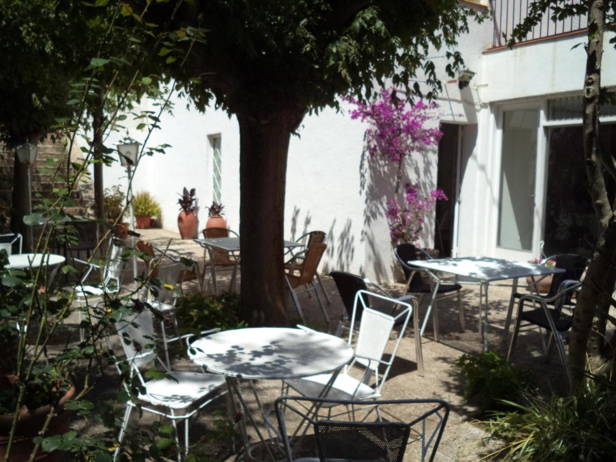 Hostal Cruz Hotel Tossa de Mar Exterior foto